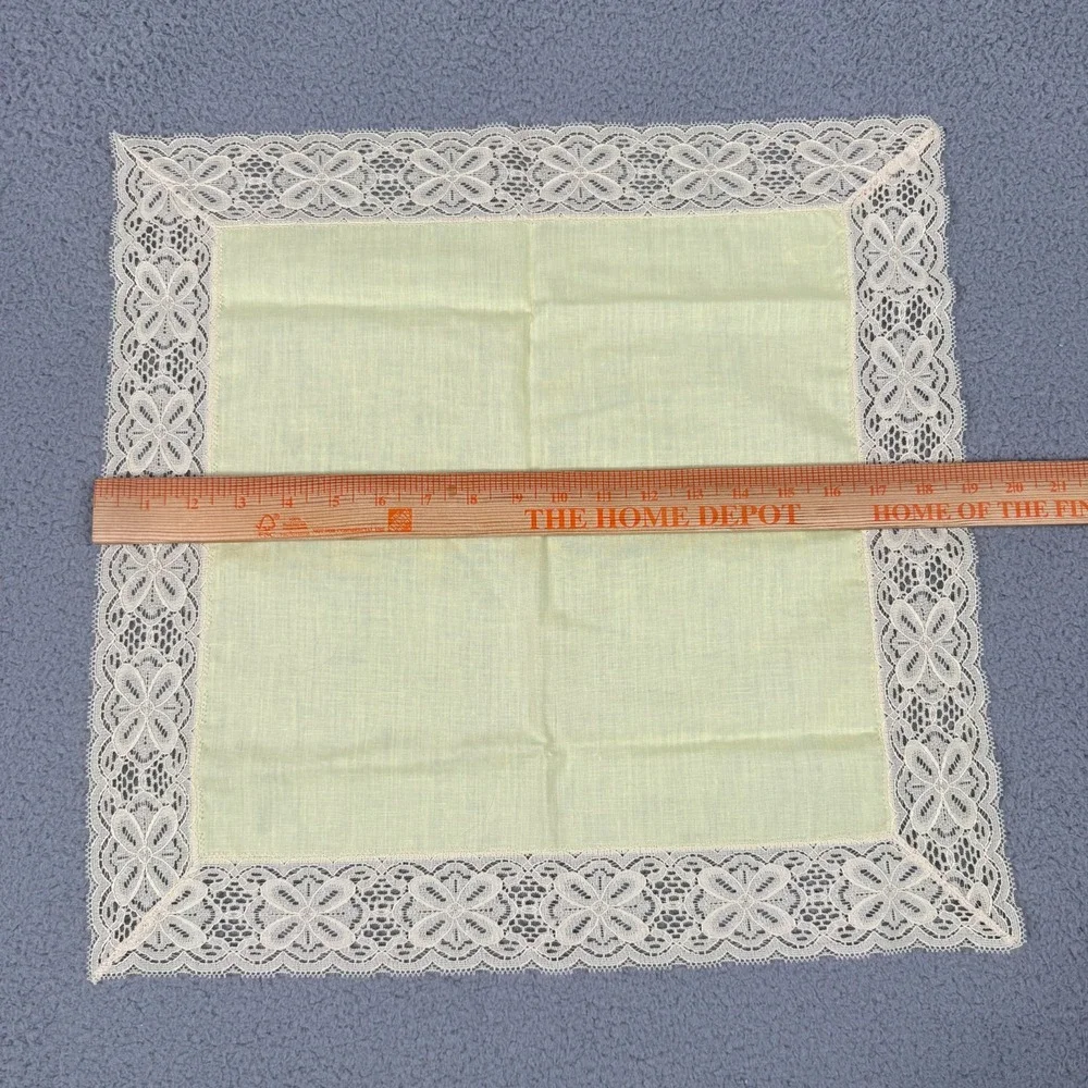 Unbranded vintage set